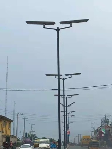 零電費照明革命：太陽能路燈25年長效守護(hù)城鄉(xiāng)道路