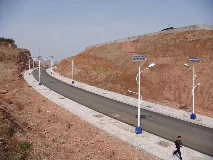 LED太陽(yáng)能路燈 太陽(yáng)能道路燈 中山市南德太陽(yáng)能燈飾有限公司